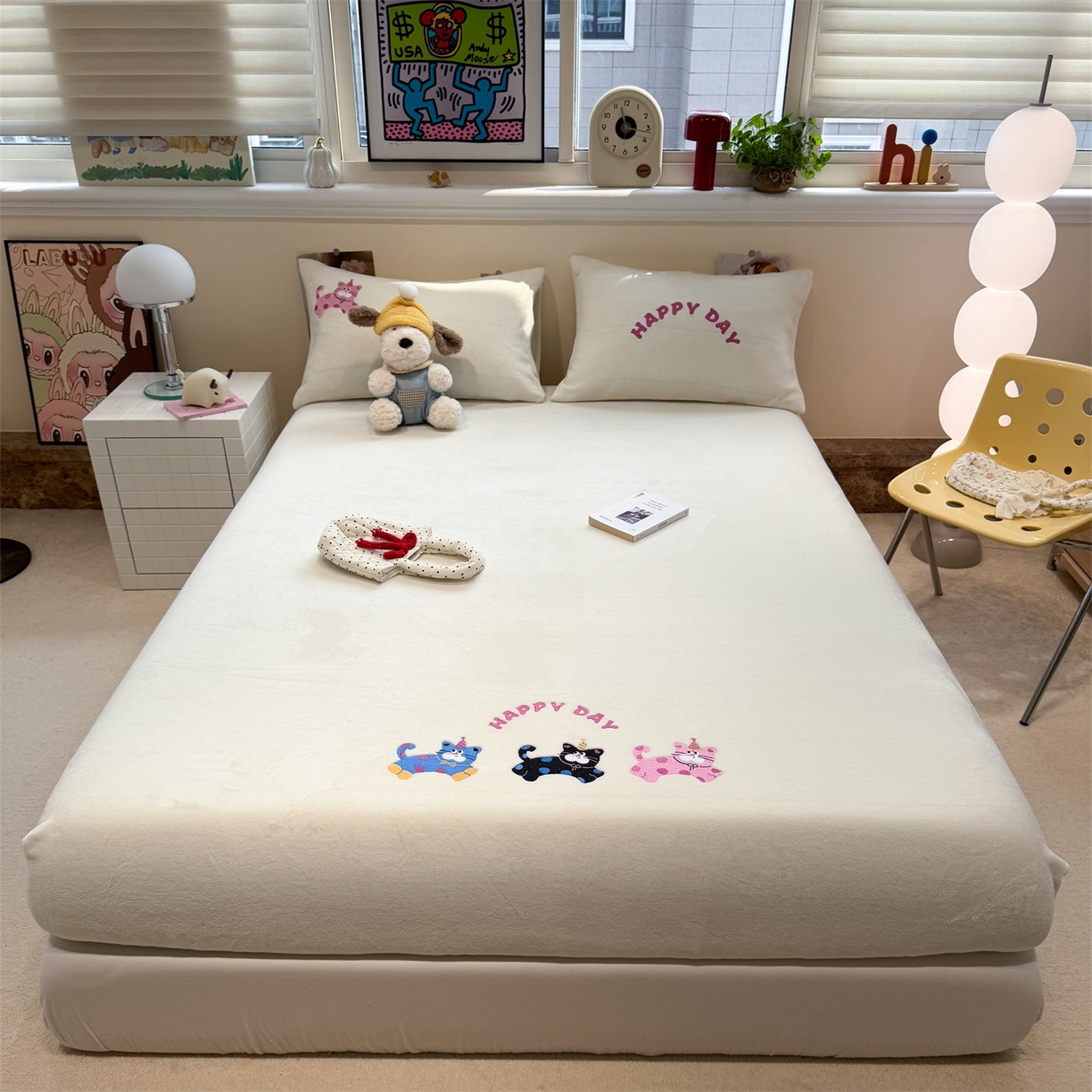 91家纺网 家纺一手货源 找家纺 （总）857家居 2025新款卡通牛奶绒刺绣床笠