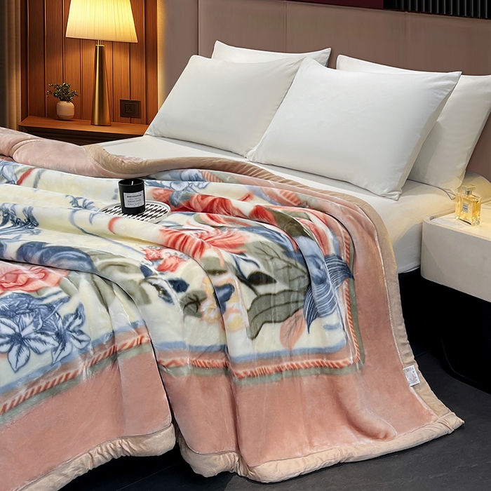 91家纺网 家纺一手货源 找家纺 凯轩毛毯 2025新款加厚双层婚庆云毯  毛毯 春意盎然