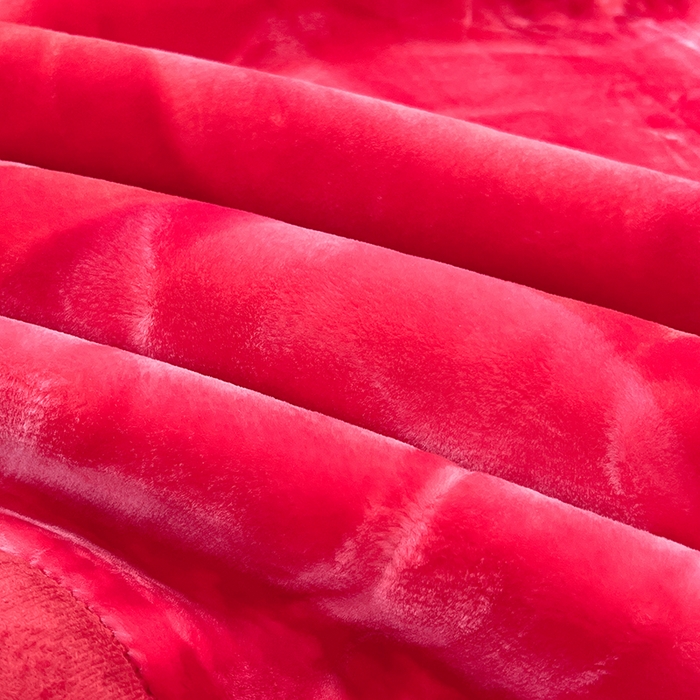 91家纺网 家纺一手货源 找家纺 凯轩毛毯 2025新款加厚双层婚庆云毯  毛毯 玫瑰庄园