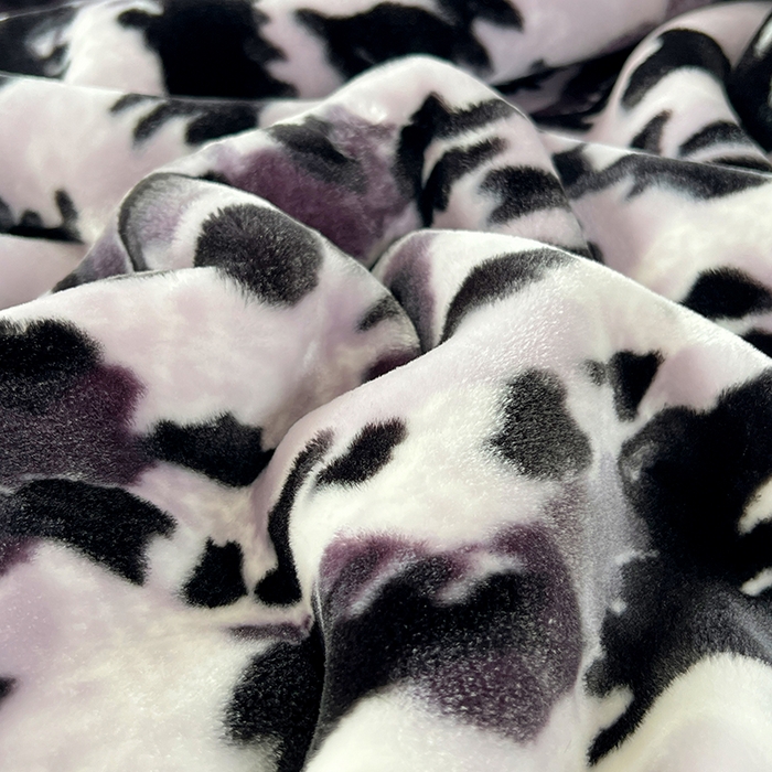 91家纺网 家纺一手货源 找家纺 凯轩毛毯 2025新款加厚双层婚庆云毯  毛毯 水墨豹纹