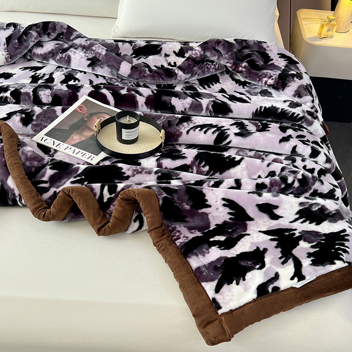 91家纺网 家纺一手货源 找家纺 凯轩毛毯 2025新款加厚双层婚庆云毯  毛毯 水墨豹纹