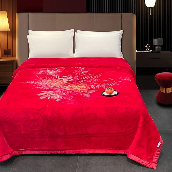 91家纺网 家纺一手货源 找家纺 凯轩毛毯 2025新款加厚双层婚庆云毯  毛毯 心花怒放