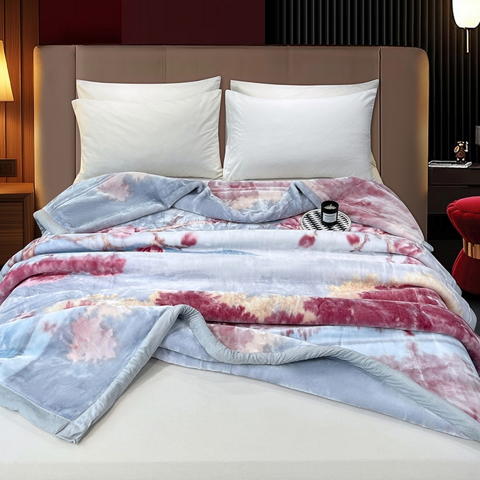 91家纺网 家纺一手货源 找家纺 凯轩毛毯 2025新款加厚双层婚庆云毯  毛毯 烟雨蒙蒙