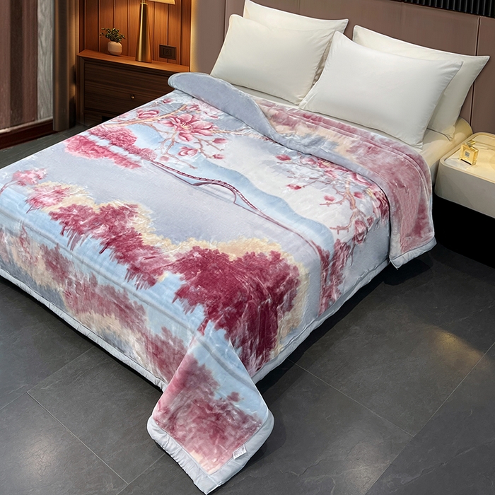 91家纺网 家纺一手货源 找家纺 凯轩毛毯 2025新款加厚双层婚庆云毯  毛毯 烟雨蒙蒙