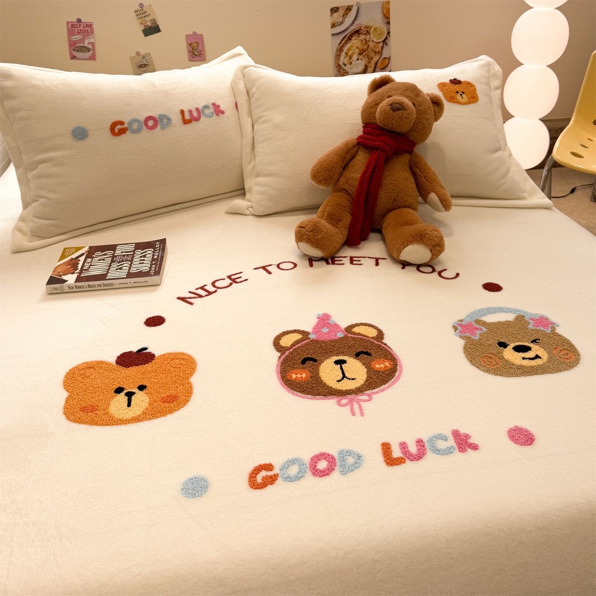 91家纺网 家纺一手货源 找家纺 （总）857家居 2025新款卡通牛奶绒刺绣床笠