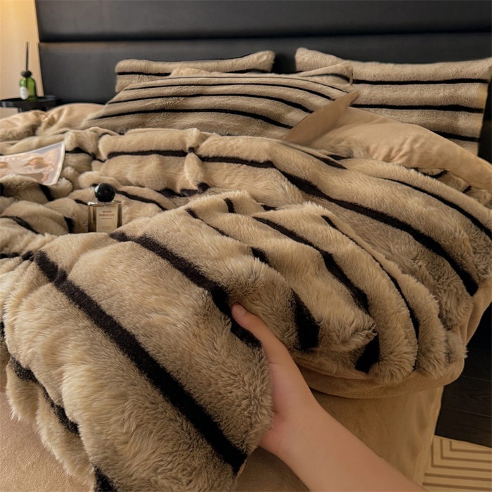 91家纺网 家纺一手货源 找家纺 （总）优贝家纺 2025新款A版獭兔毛B版牛奶绒四件套