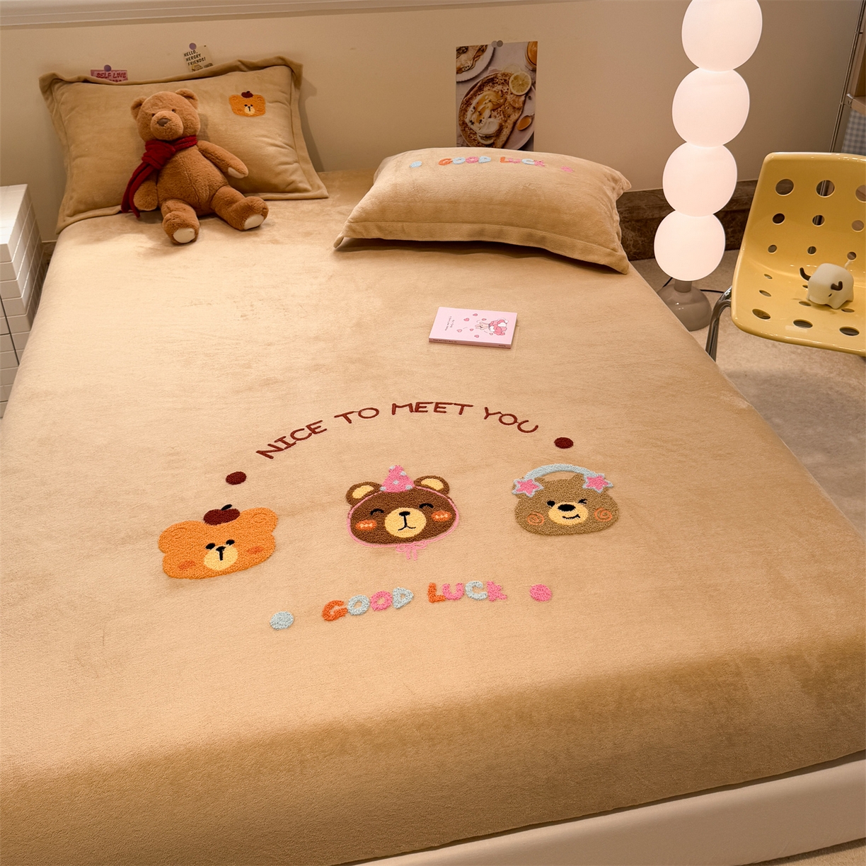 857家居 2025新款卡通牛奶绒刺绣床笠 香槟熊