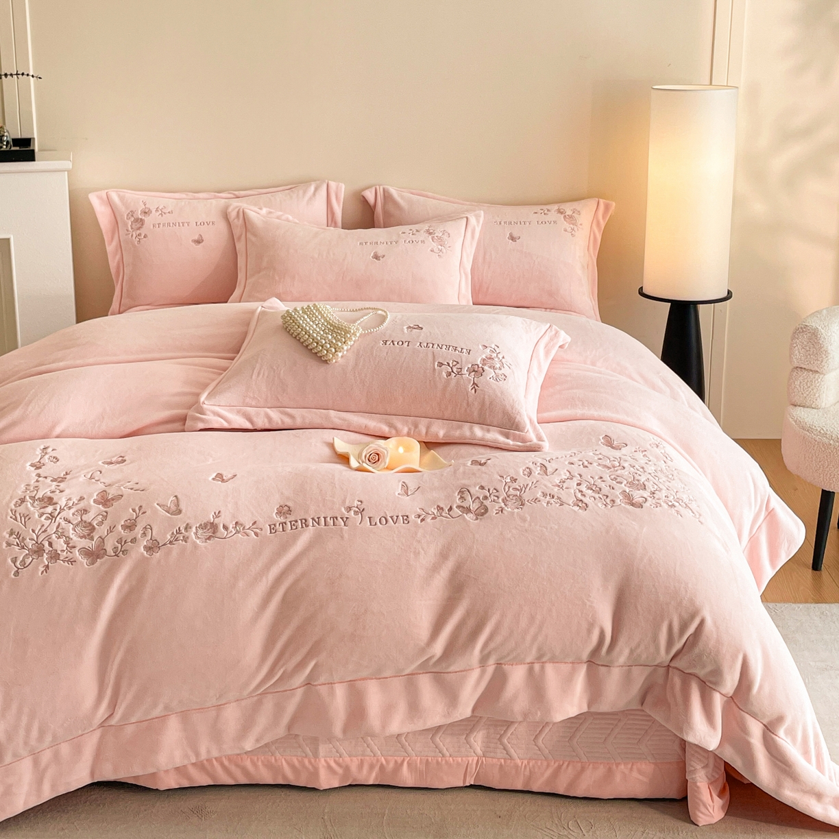 新方向 2025新款全消光A类刺绣牛奶绒四件套-浮生若梦 浮生若梦-蔷薇粉