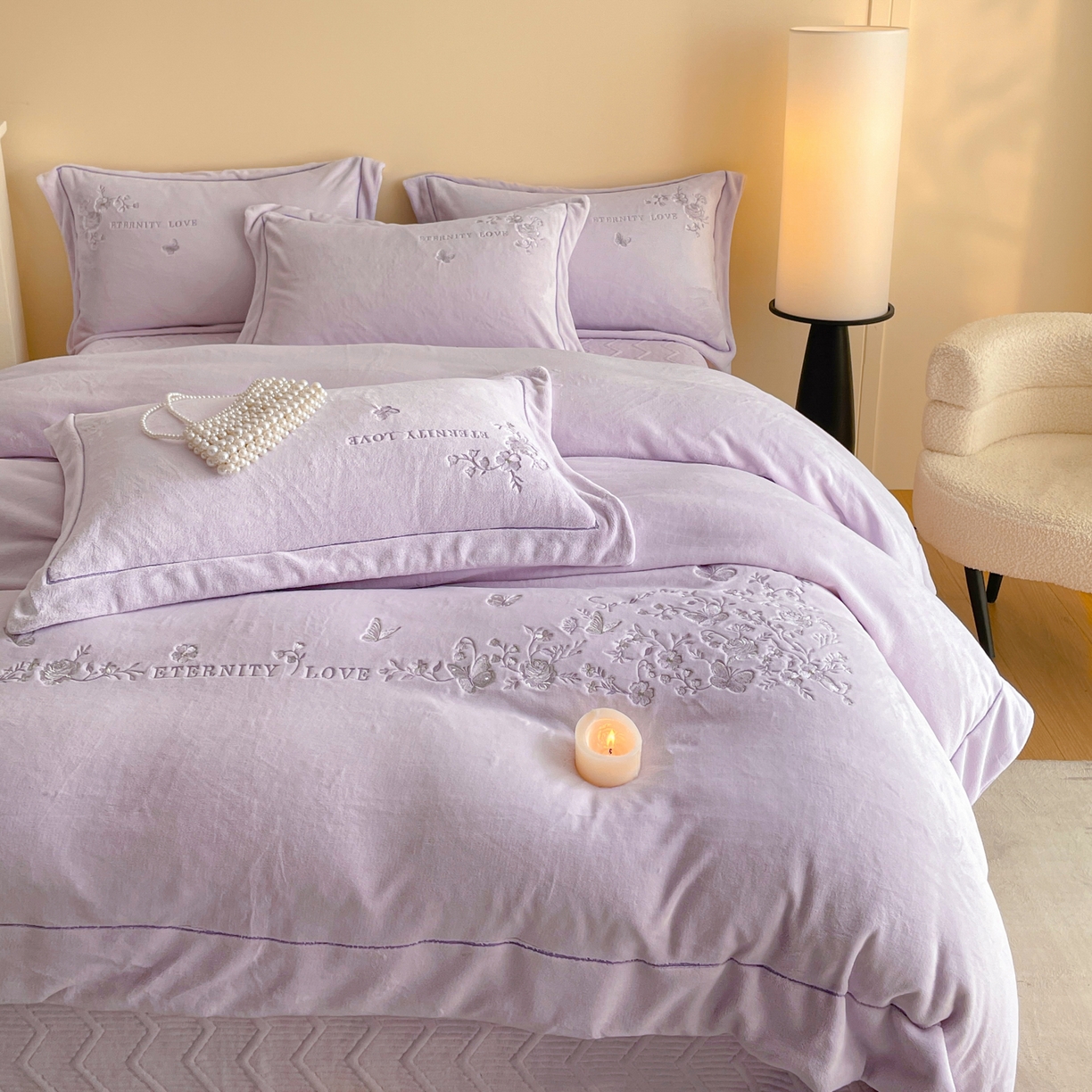 91家纺网 家纺一手货源 找家纺 新方向 2025新款全消光A类刺绣牛奶绒四件套-浮生若梦 浮生若梦-魅紫