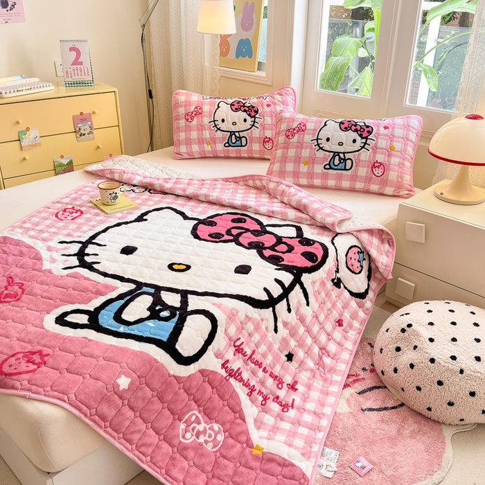 91家纺网 家纺一手货源 找家纺 （总）希诺家居 2025新款正版授权三丽鸥大版牛奶绒床垫三件套床褥学生宿舍床垫