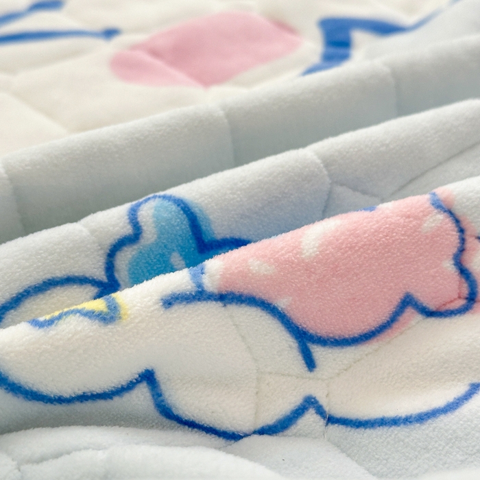 91家纺网 家纺一手货源 找家纺 希诺家居 2025新款正版授权三丽鸥大版牛奶绒床垫三件套床褥学生宿舍床垫 蛋糕玉桂狗