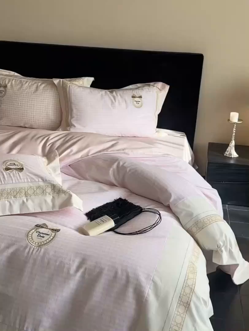 91家纺网 家纺一手货源 找家纺 （总）MIU缪家居 2025新款100支全棉磨毛四件套-莫妮卡