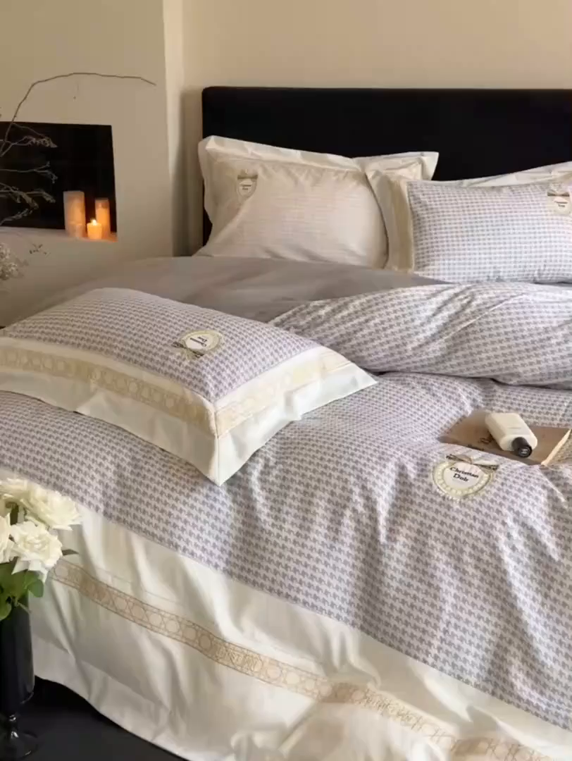 91家纺网 家纺一手货源 找家纺 MIU缪家居 2025新款100支全棉磨毛四件套-莫妮卡 莫妮卡-浅灰