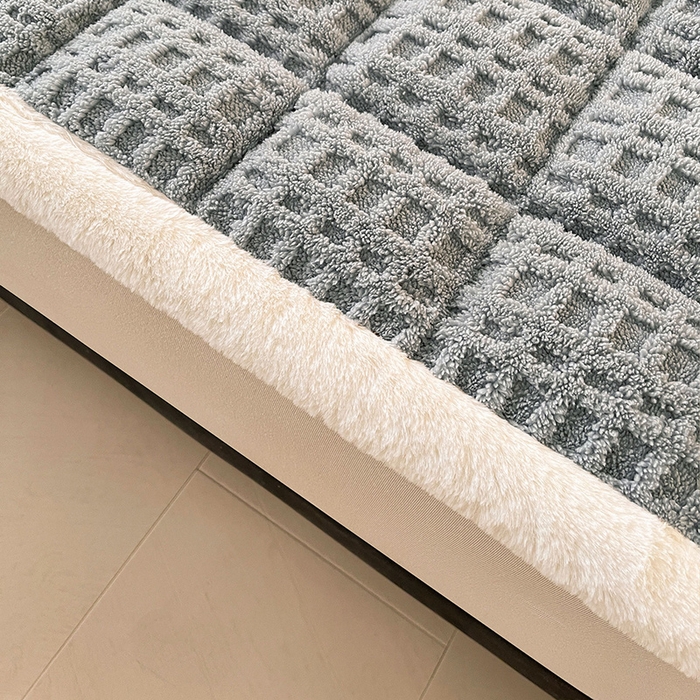 91家纺网 家纺一手货源 找家纺 喜居 2025新款舒棉绒华夫格床褥垫 雅灰