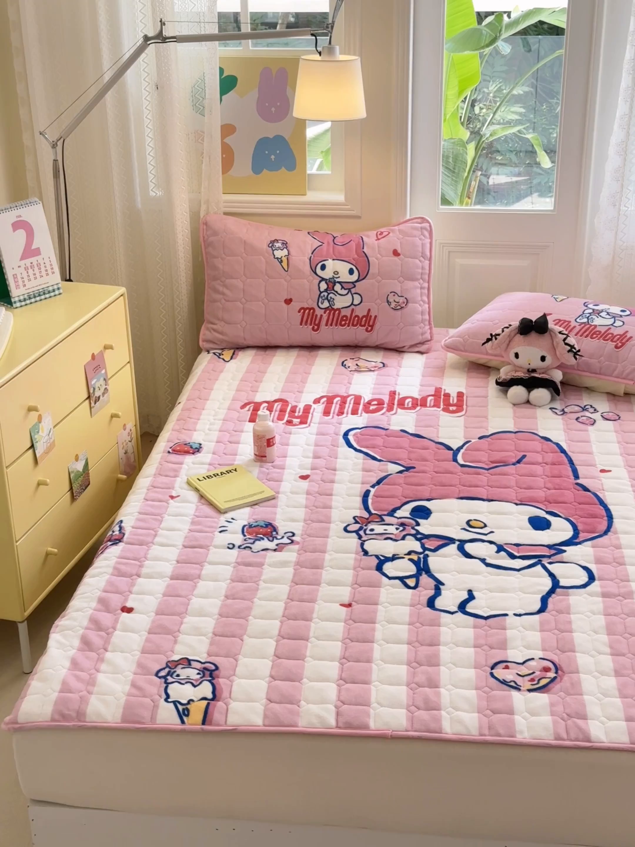 91家纺网 家纺一手货源 找家纺 希诺家居 2025新款正版授权三丽鸥大版牛奶绒床垫三件套床褥学生宿舍床垫 甜筒美乐蒂