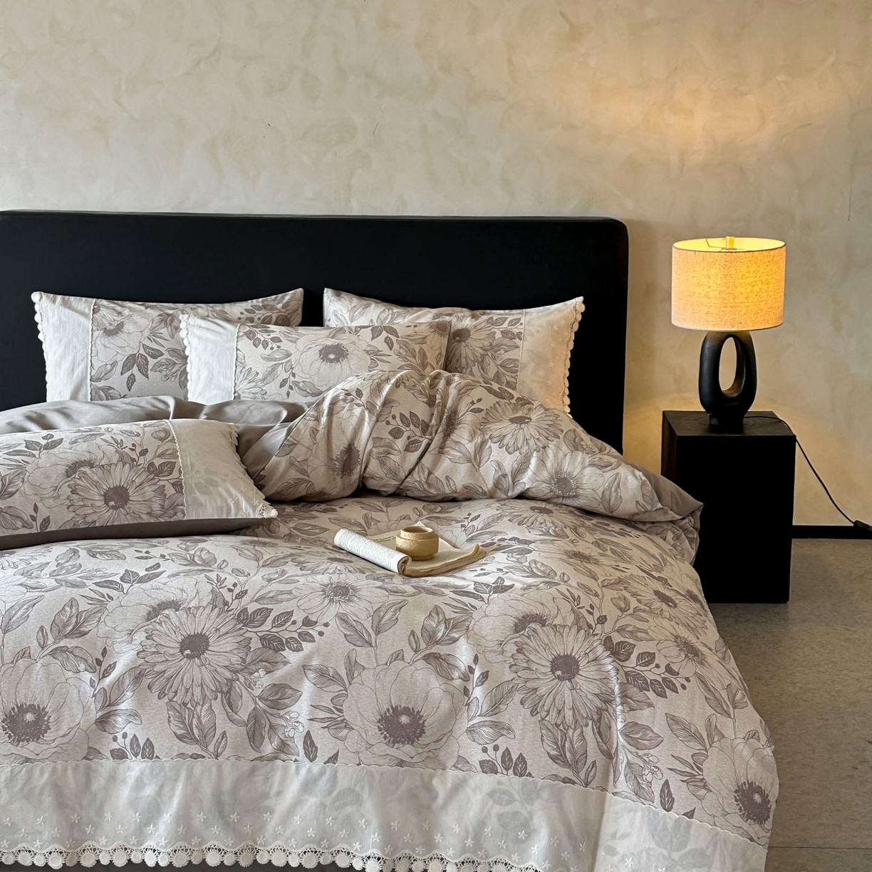 宜代光年 2025新款全棉磨毛花边四件套 花漾