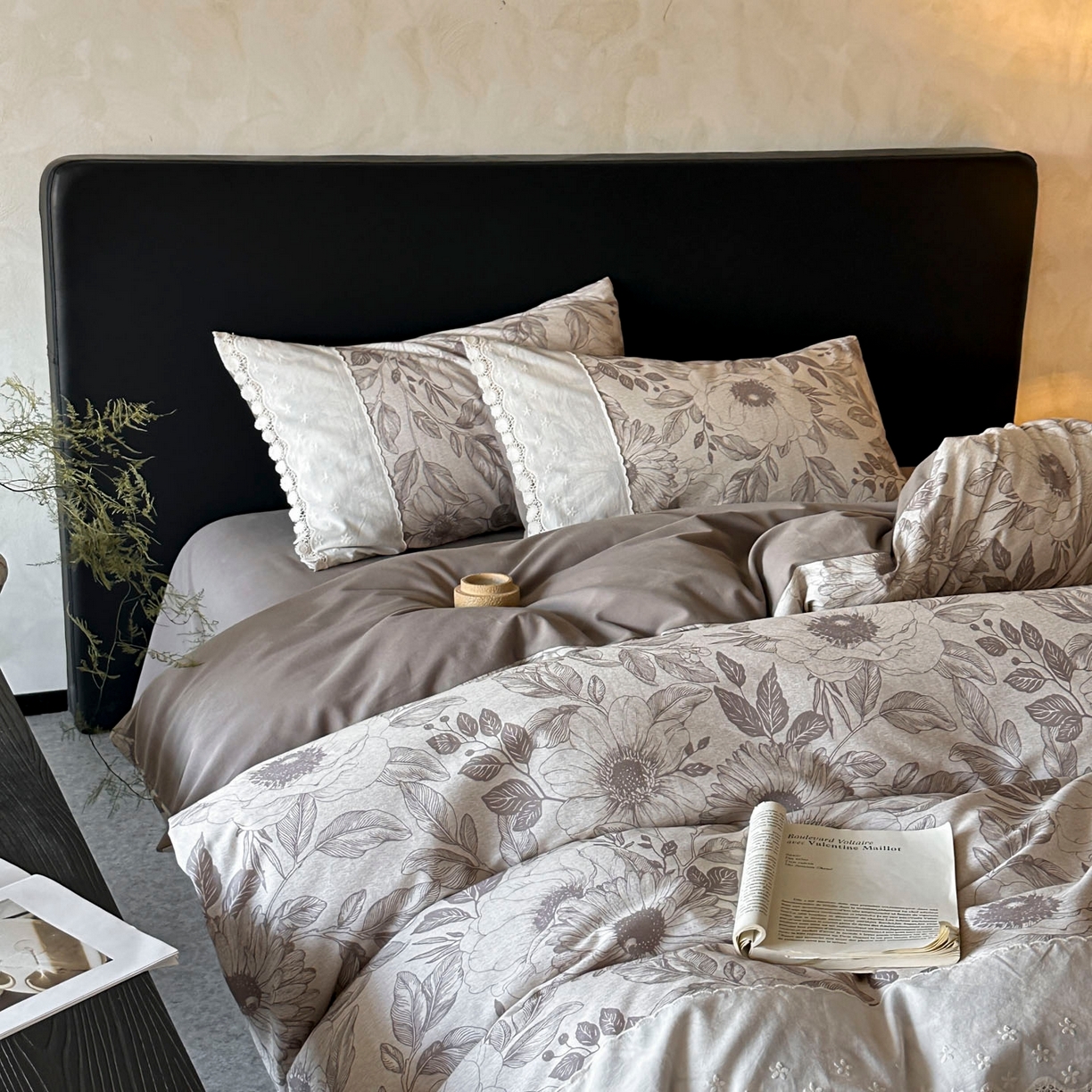 91家纺网 家纺一手货源 找家纺 宜代光年 2025新款全棉磨毛花边四件套 花漾