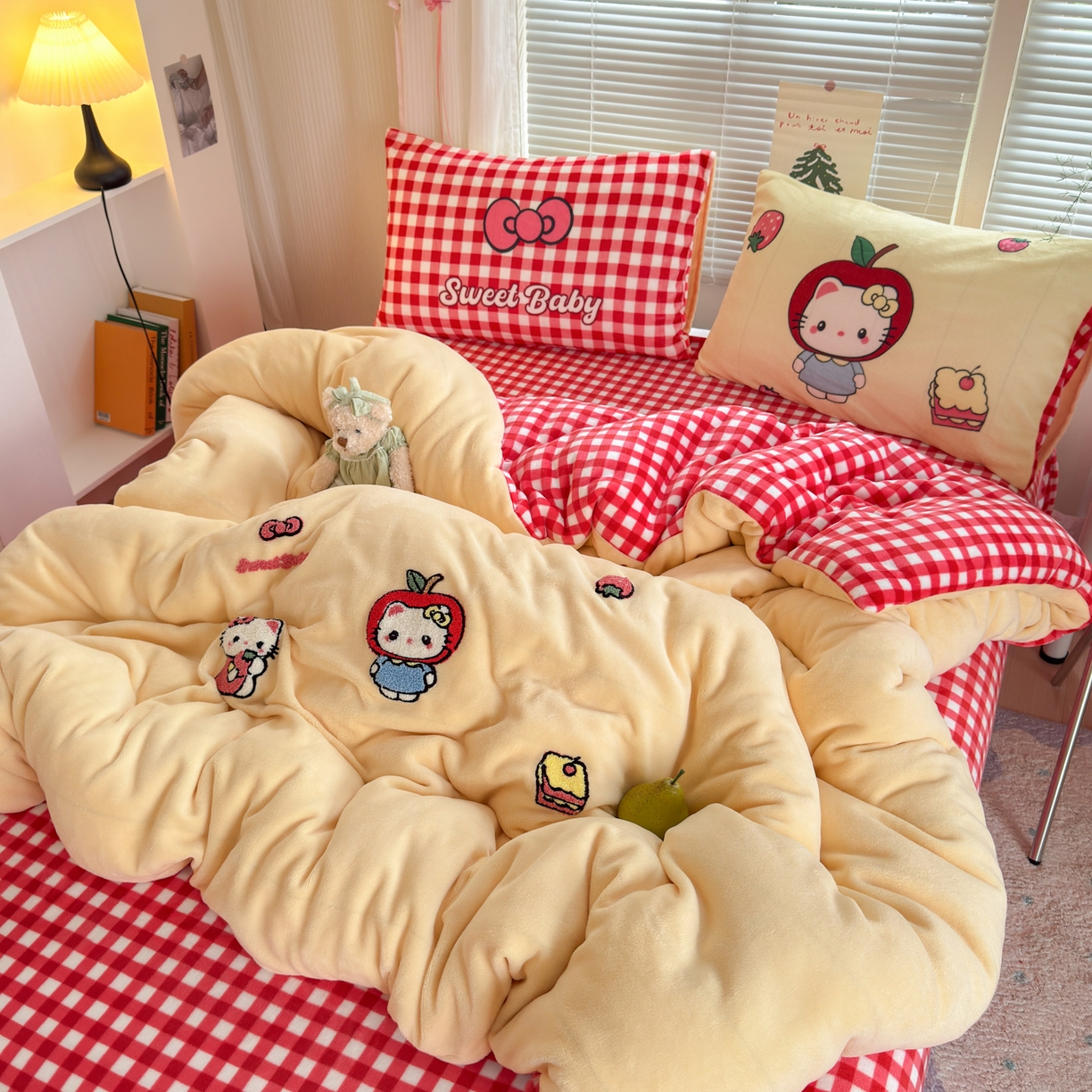 91家纺网 家纺一手货源 找家纺 （总）一霖家纺 2025新款小清新牛奶绒毛巾绣四件套-第一波