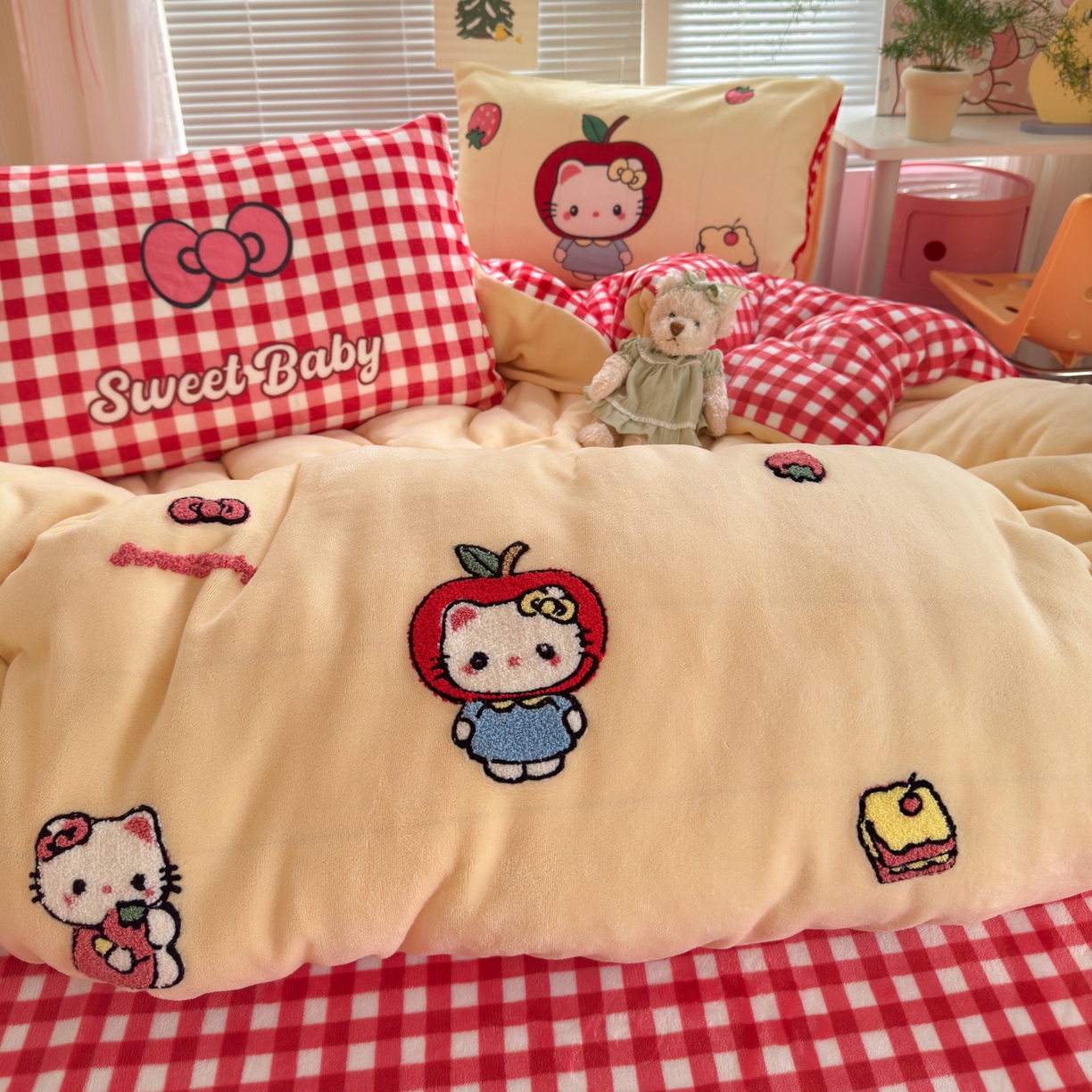 91家纺网 家纺一手货源 找家纺 （总）一霖家纺 2025新款小清新牛奶绒毛巾绣四件套-第一波