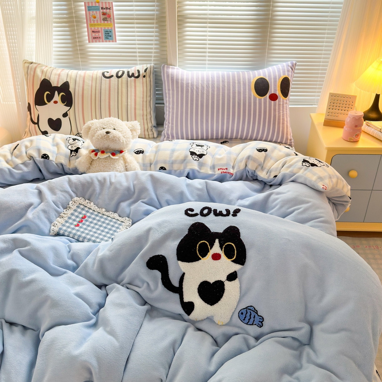 91家纺网 家纺一手货源 找家纺 一霖家纺 2025新款小清新牛奶绒毛巾绣四件套-第一波 黑色小猫