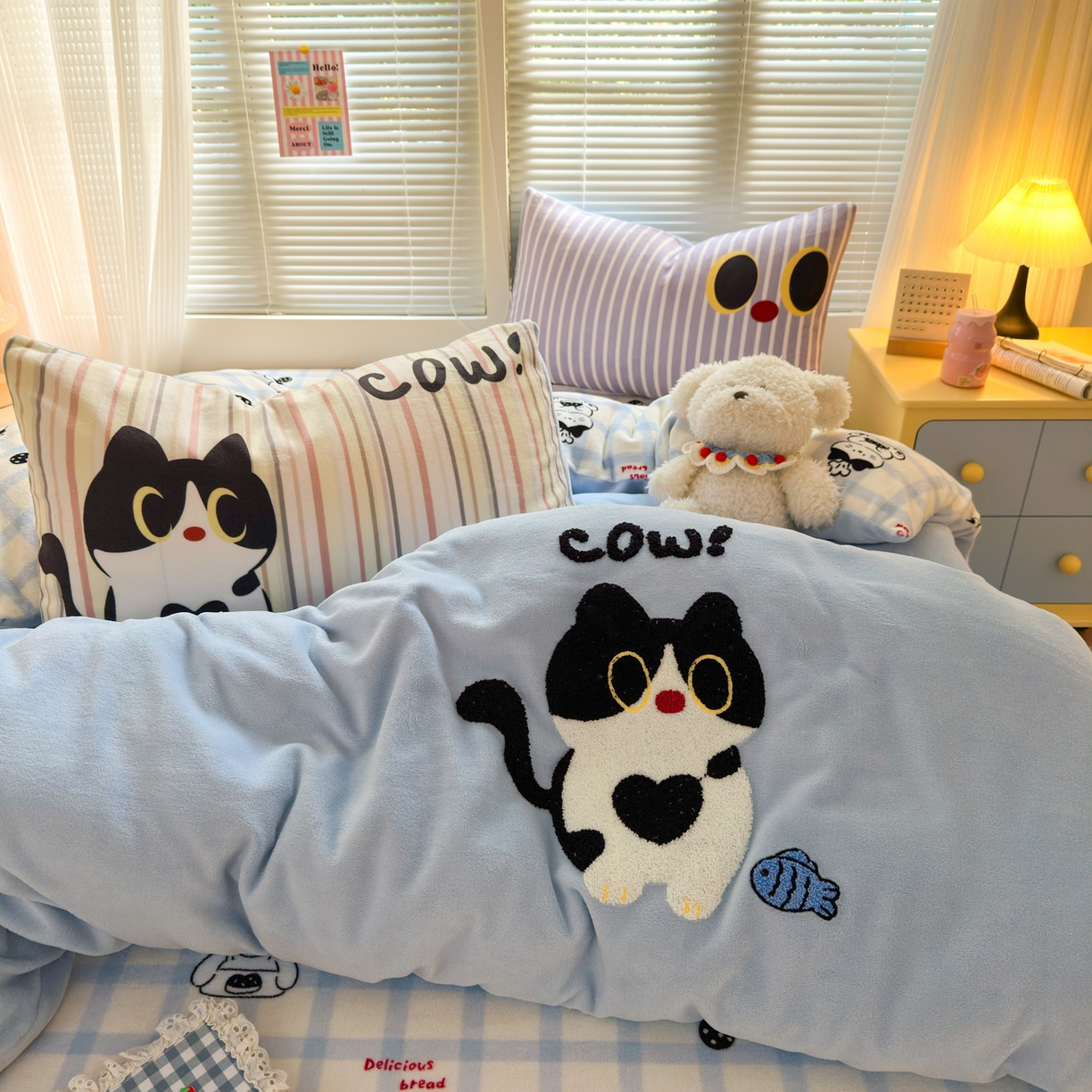 91家纺网 家纺一手货源 找家纺 一霖家纺 2025新款小清新牛奶绒毛巾绣四件套-第一波 黑色小猫