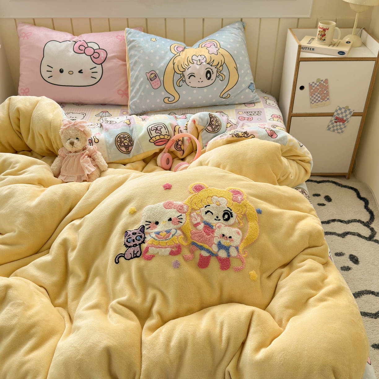 91家纺网 家纺一手货源 找家纺 一霖家纺 2025新款小清新牛奶绒毛巾绣四件套-第一波 美少女战士-黄