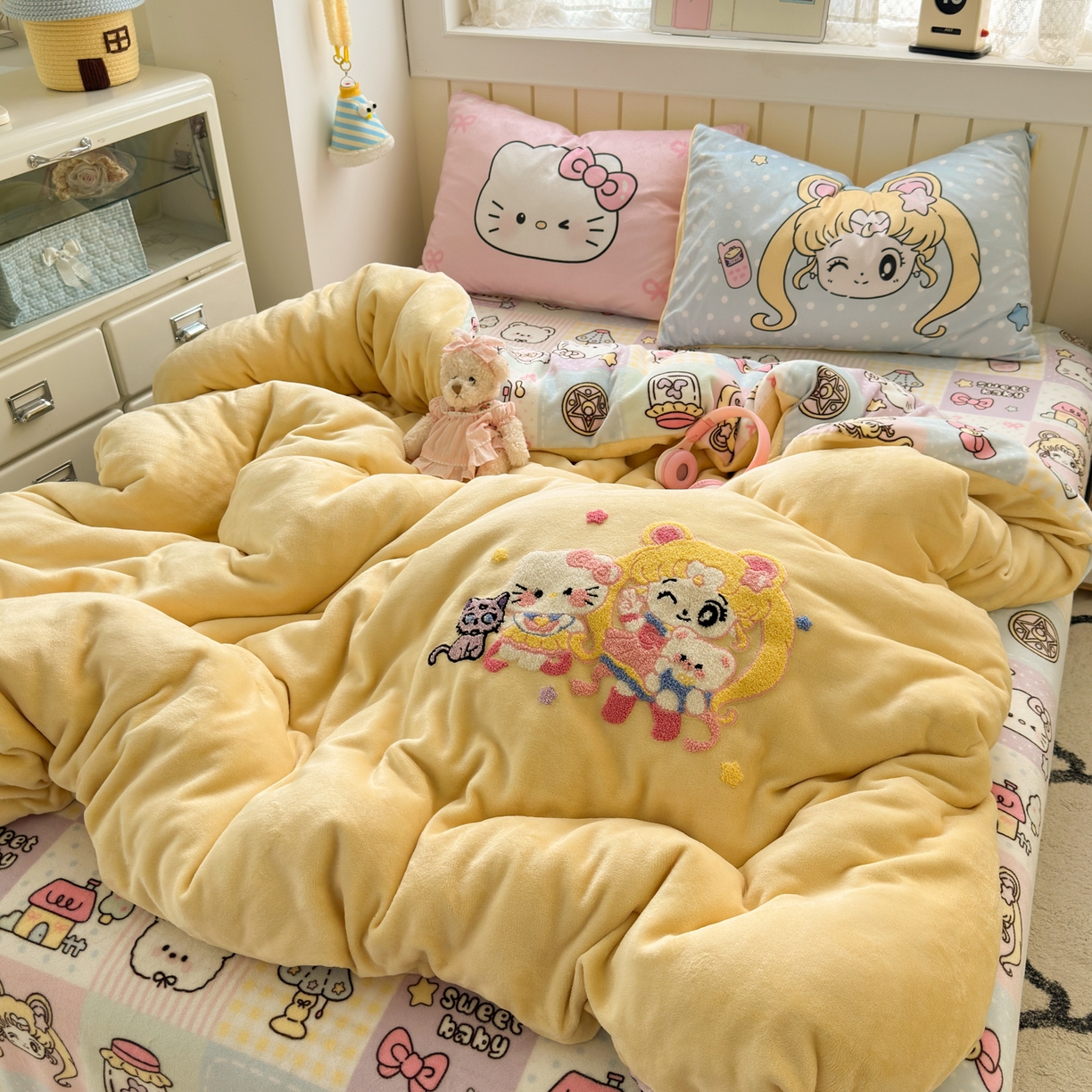 91家纺网 家纺一手货源 找家纺 一霖家纺 2025新款小清新牛奶绒毛巾绣四件套-第一波 美少女战士-黄