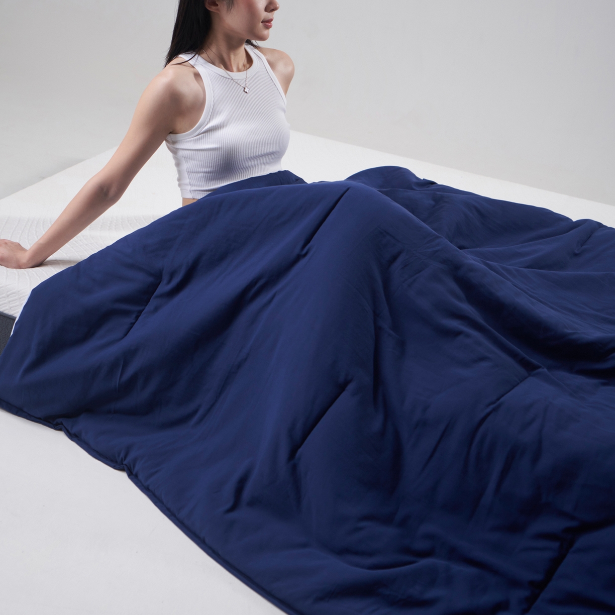 91家纺网 家纺一手货源 找家纺 2025秋冬新款PRO2.0亚朵被子同款深睡被四季被冬被子母被春秋被保暖控温被子被芯 深睡蓝-四季被