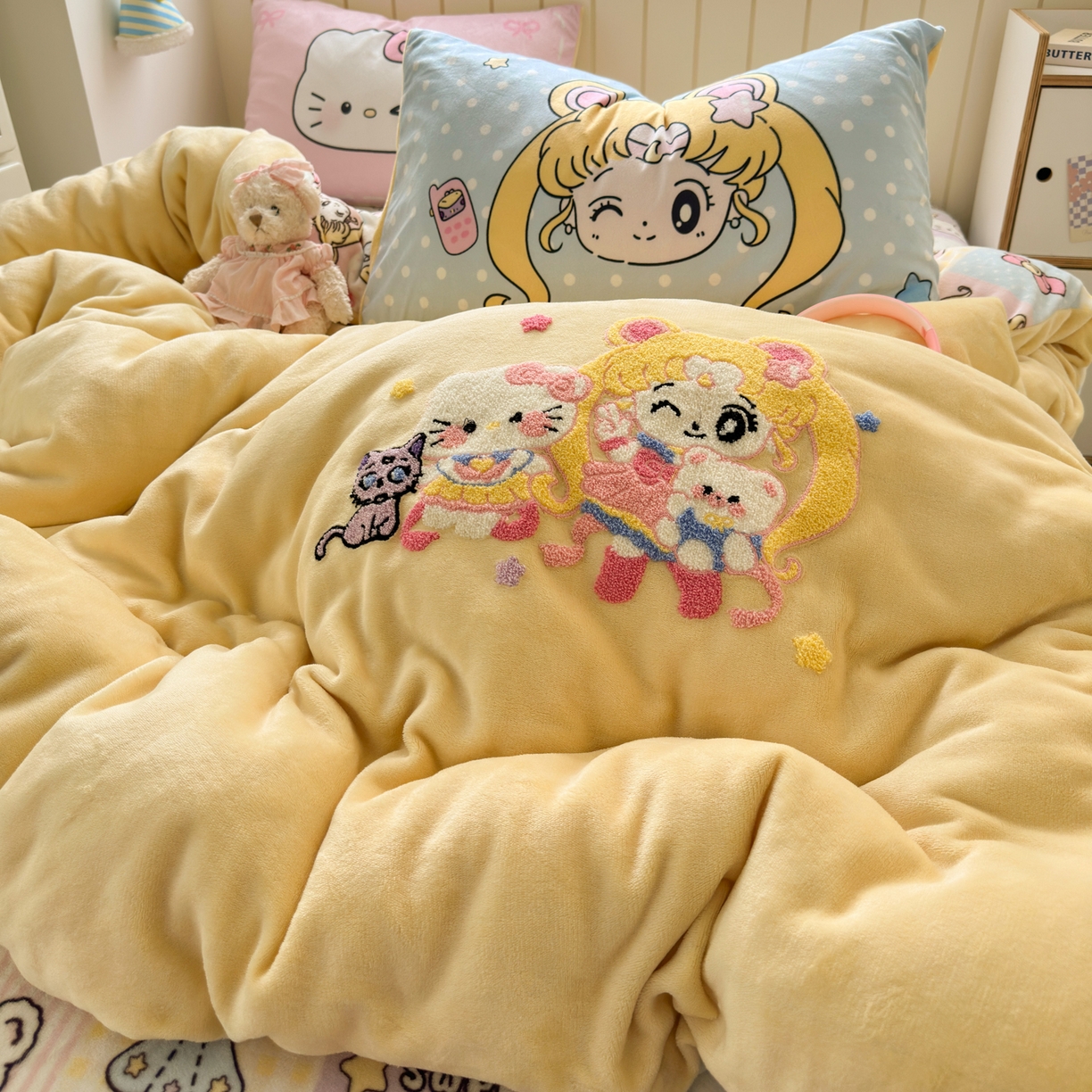 91家纺网 家纺一手货源 找家纺 一霖家纺 2025新款小清新牛奶绒毛巾绣四件套-第一波 美少女战士-黄