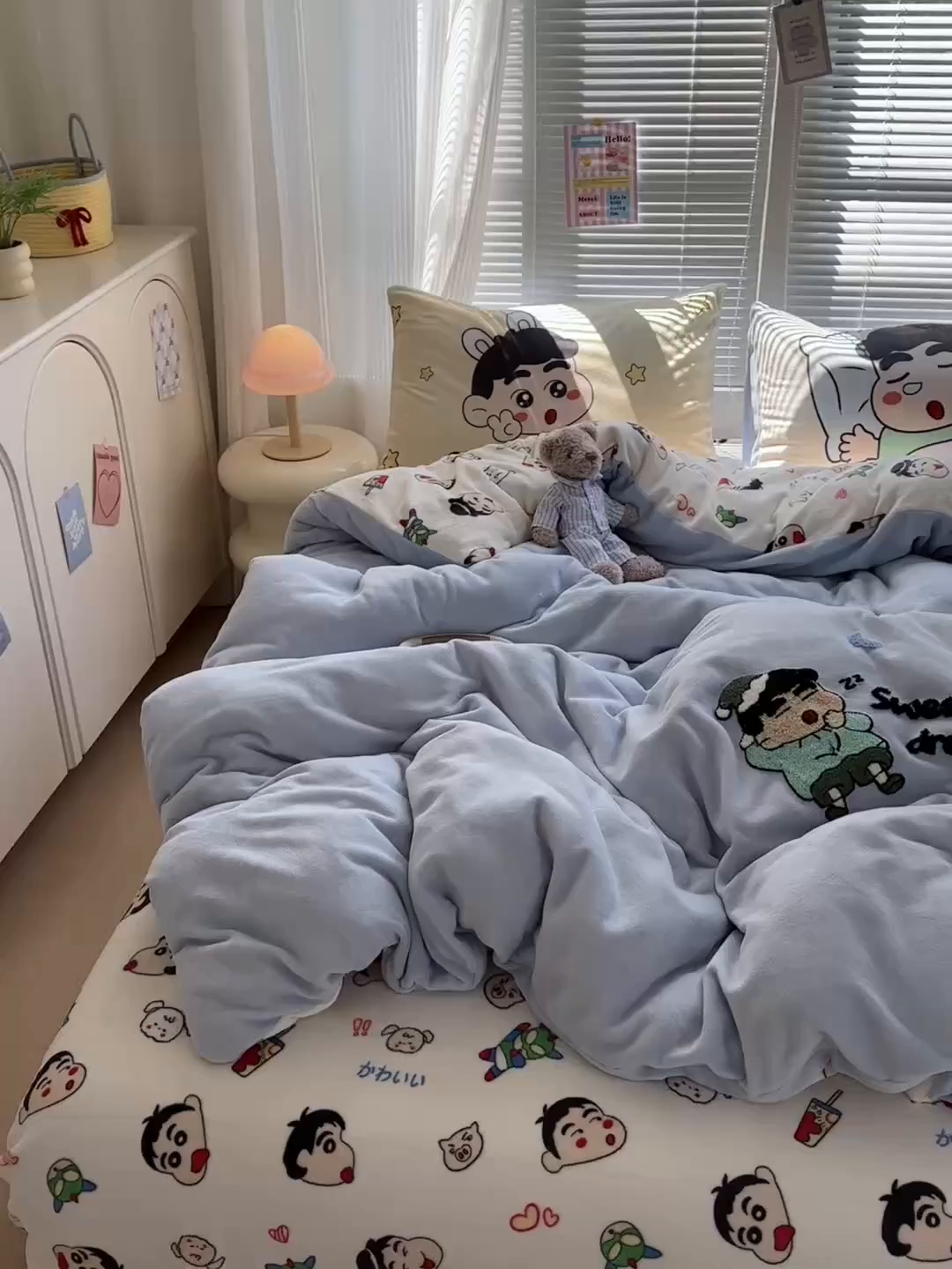 91家纺网 家纺一手货源 找家纺 一霖家纺 2025新款小清新牛奶绒毛巾绣四件套-第一波 晚安小新绒