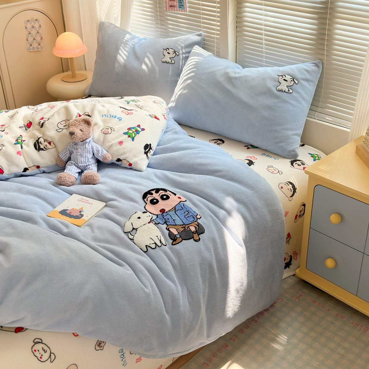 91家纺网 家纺一手货源 找家纺 一霖家纺 2025新款小清新牛奶绒毛巾绣四件套-第一波 新新大白绒