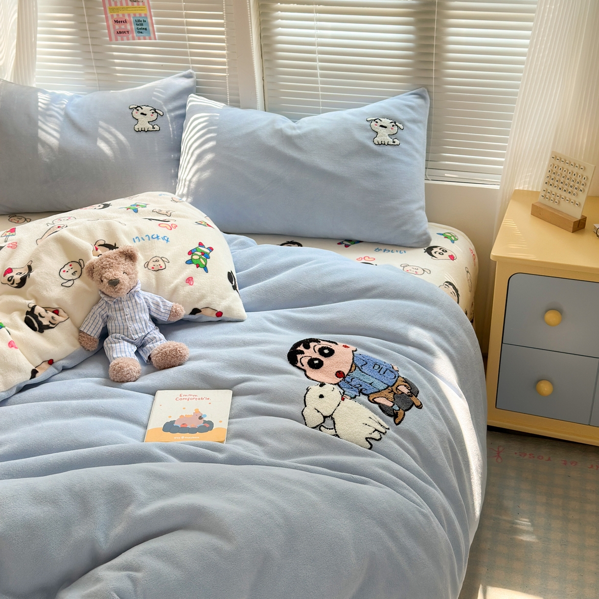 91家纺网 家纺一手货源 找家纺 一霖家纺 2025新款小清新牛奶绒毛巾绣四件套-第一波 新新大白绒