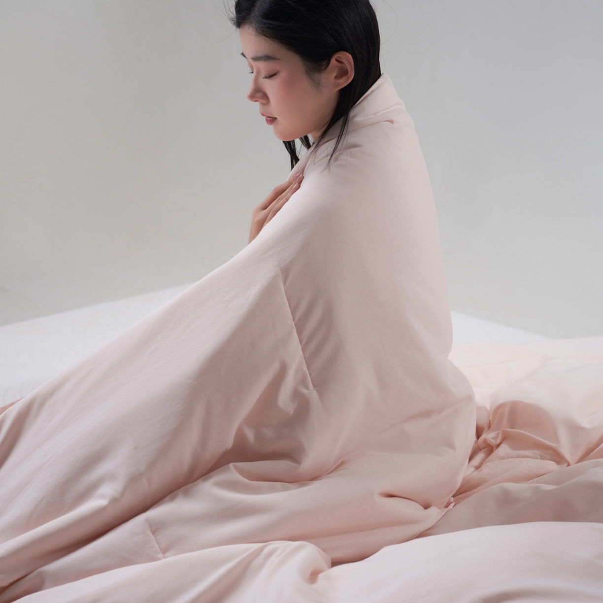 91家纺网 家纺一手货源 找家纺 2025秋冬新款PRO2.0亚朵被子同款深睡被四季被冬被子母被春秋被保暖控温被子被芯 柔云粉-四季被