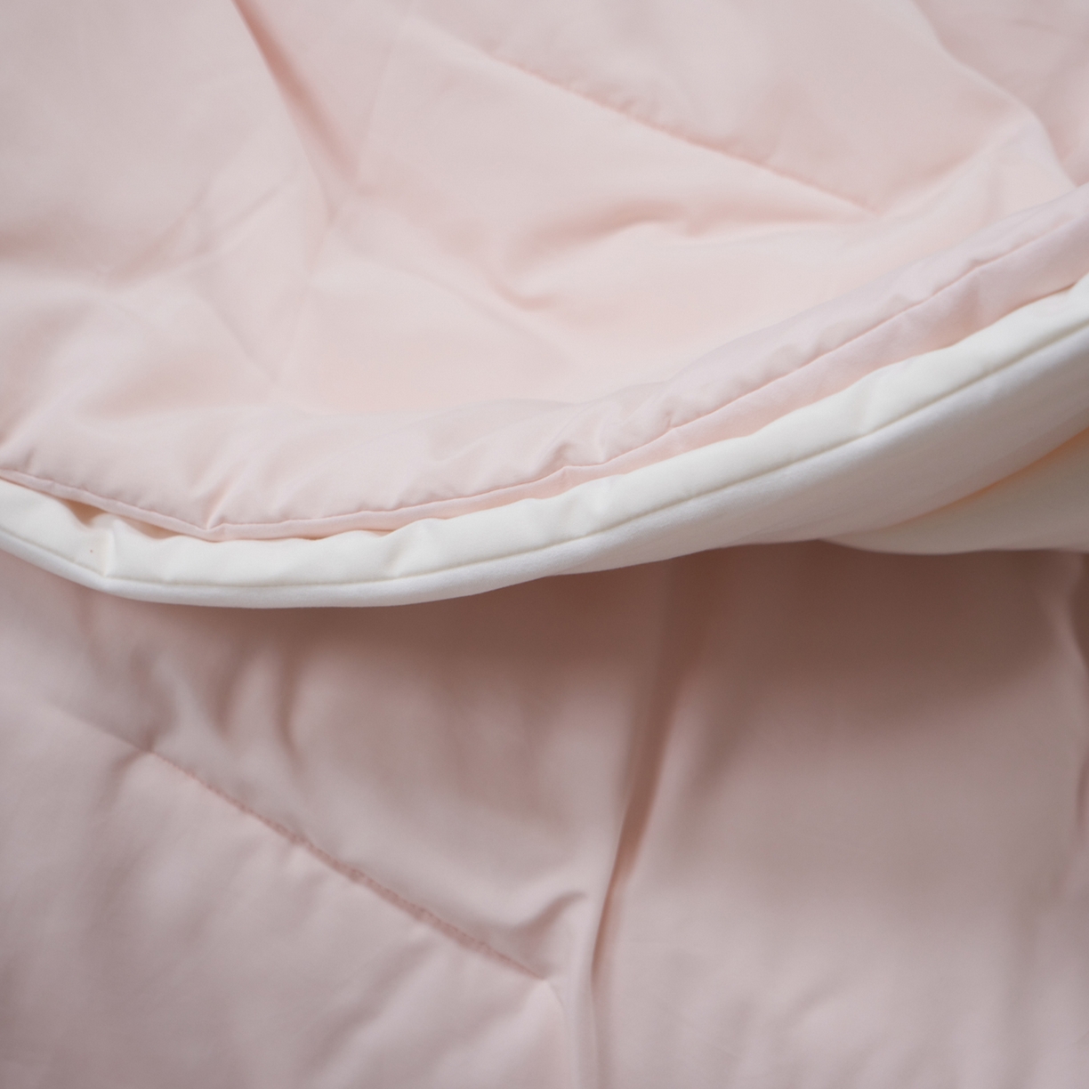 91家纺网 家纺一手货源 找家纺 2025秋冬新款PRO2.0亚朵被子同款深睡被四季被冬被子母被春秋被保暖控温被子被芯 柔云粉-四季被