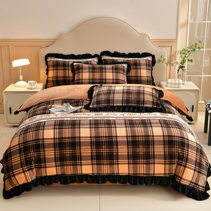 91家纺网 家纺一手货源 找家纺 曼尼 2025新款韩版花边牛奶绒四件套 韩版-咖色格子