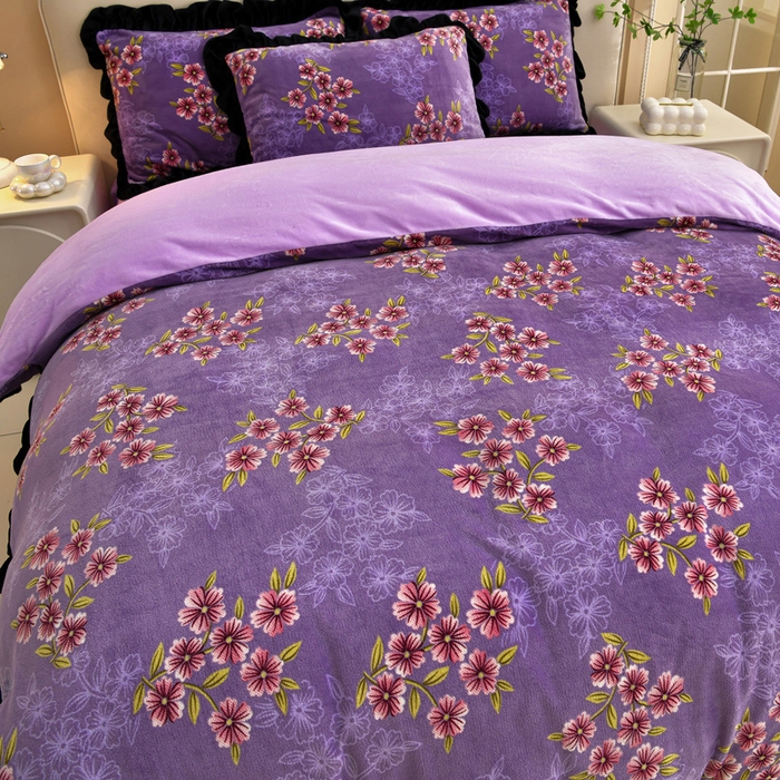 91家纺网 家纺一手货源 找家纺 曼尼 2025新款韩版花边牛奶绒四件套 韩版-小雏菊