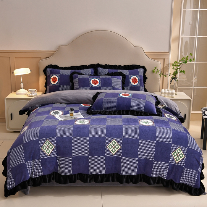 91家纺网 家纺一手货源 找家纺 曼尼 2025新款韩版花边牛奶绒四件套 韩版-棋盘格