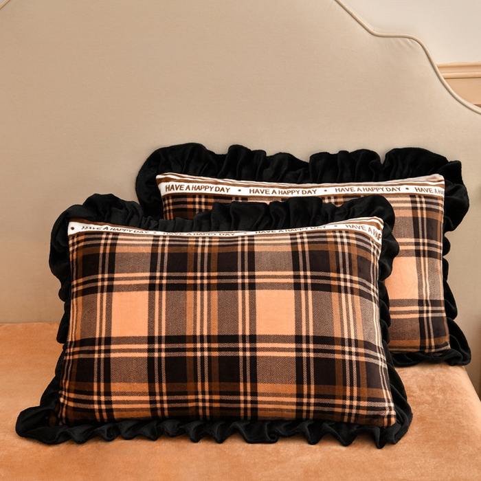 91家纺网 家纺一手货源 找家纺 曼尼 2025新款韩版花边牛奶绒四件套 韩版-咖色格子