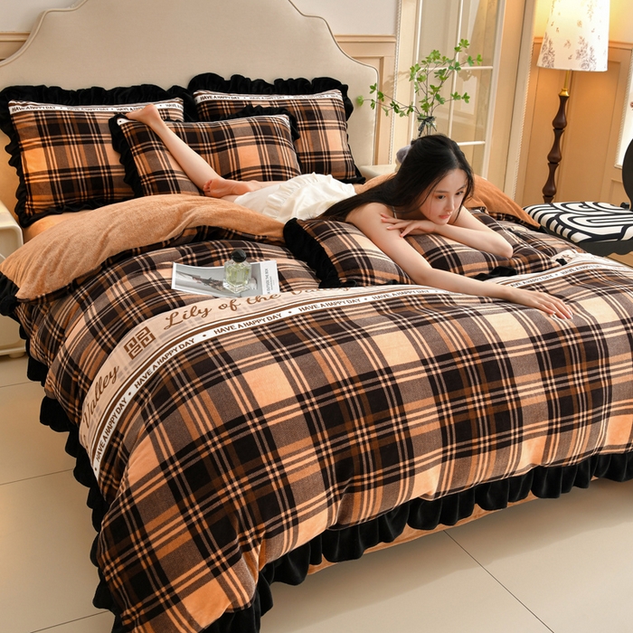 91家纺网 家纺一手货源 找家纺 曼尼 2025新款韩版花边牛奶绒四件套 韩版-咖色格子