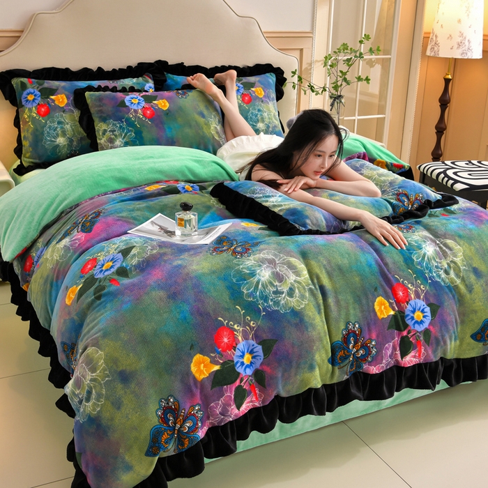 91家纺网 家纺一手货源 找家纺 曼尼 2025新款韩版花边牛奶绒四件套 韩版-幻影蝴蝶