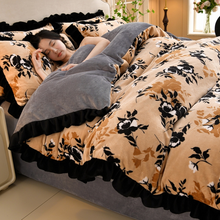 91家纺网 家纺一手货源 找家纺 曼尼 2025新款韩版花边牛奶绒四件套 韩版-简爱