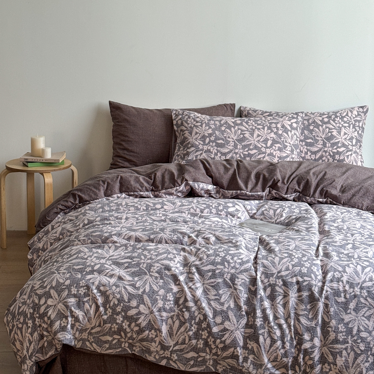 91家纺网 家纺一手货源 找家纺 优贝家纺 秋冬新品加厚高克重原麻复古水洗亚麻棉麻皱皱纱印花四件套 苍梧