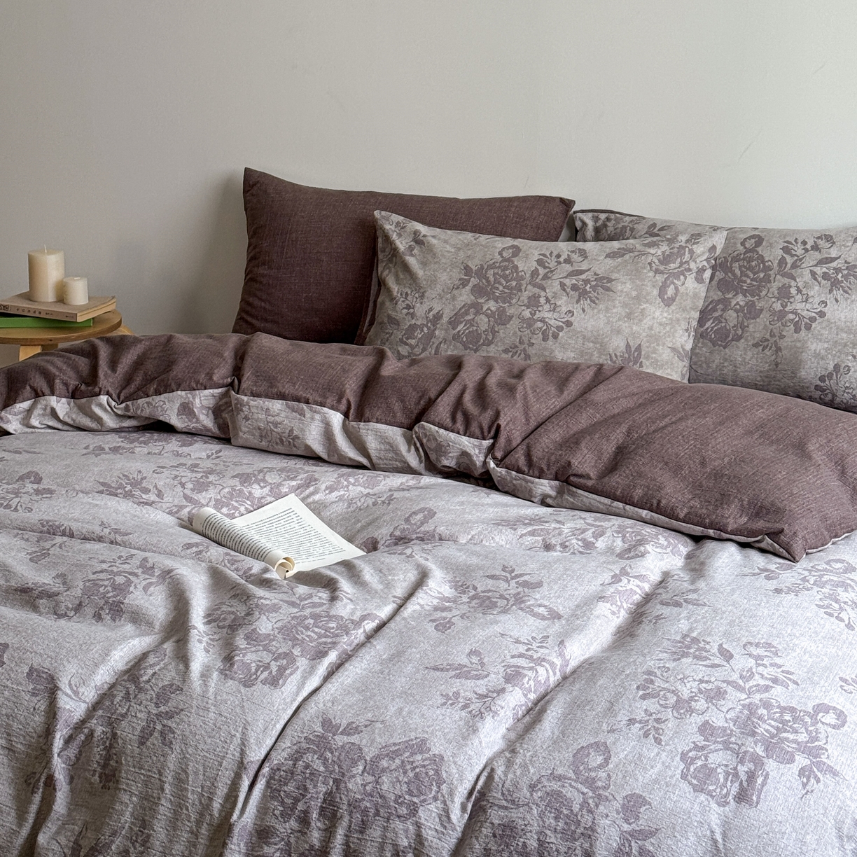 91家纺网 家纺一手货源 找家纺 优贝家纺 秋冬新品加厚高克重原麻复古水洗亚麻棉麻皱皱纱印花四件套 风木槿-咖 