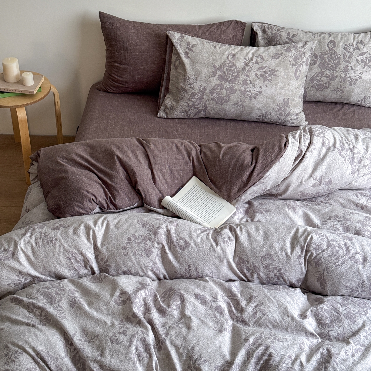 91家纺网 家纺一手货源 找家纺 优贝家纺 秋冬新品加厚高克重原麻复古水洗亚麻棉麻皱皱纱印花四件套 风木槿-咖 