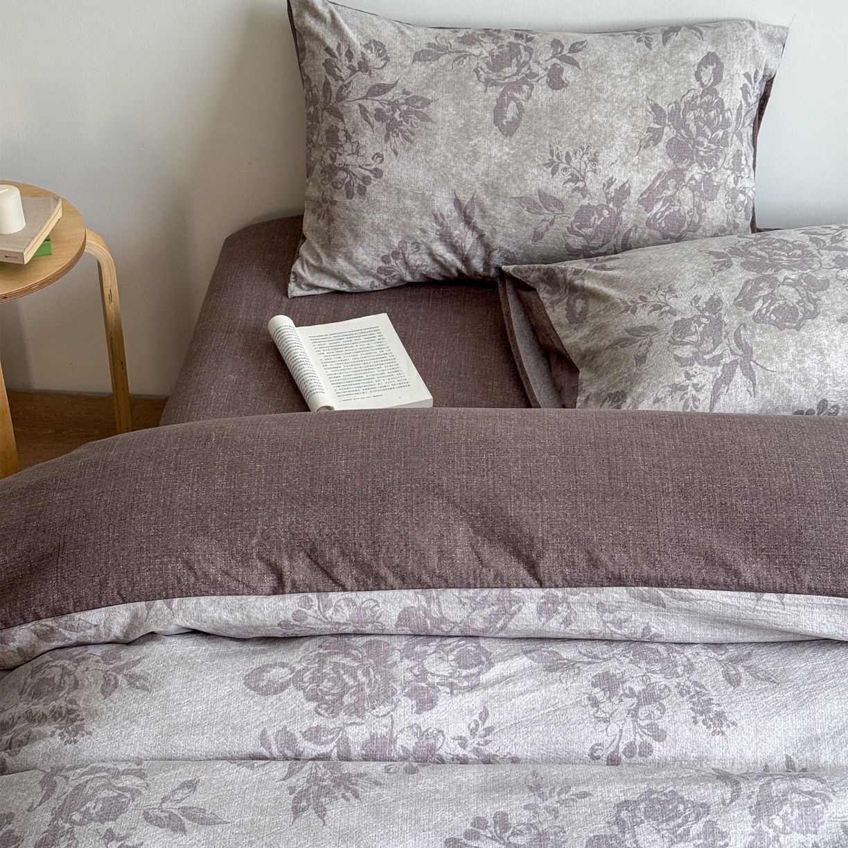 91家纺网 家纺一手货源 找家纺 优贝家纺 秋冬新品加厚高克重原麻复古水洗亚麻棉麻皱皱纱印花四件套 风木槿-咖 