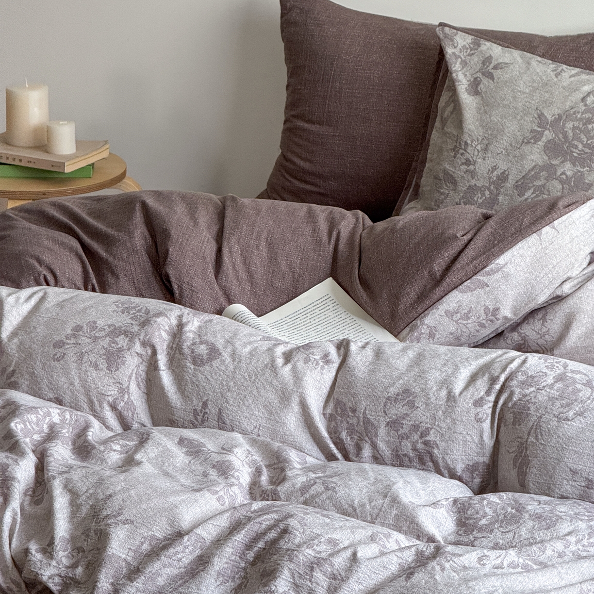 91家纺网 家纺一手货源 找家纺 优贝家纺 秋冬新品加厚高克重原麻复古水洗亚麻棉麻皱皱纱印花四件套 风木槿-咖 