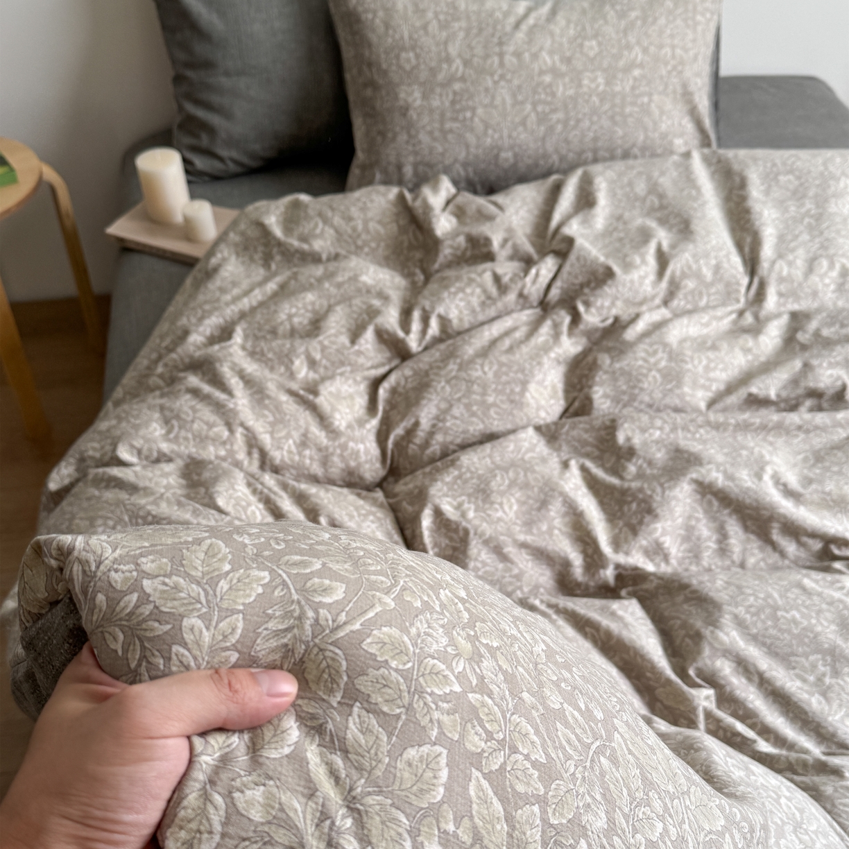 91家纺网 家纺一手货源 找家纺 优贝家纺 秋冬新品加厚高克重原麻复古水洗亚麻棉麻皱皱纱印花四件套 古奈-绿