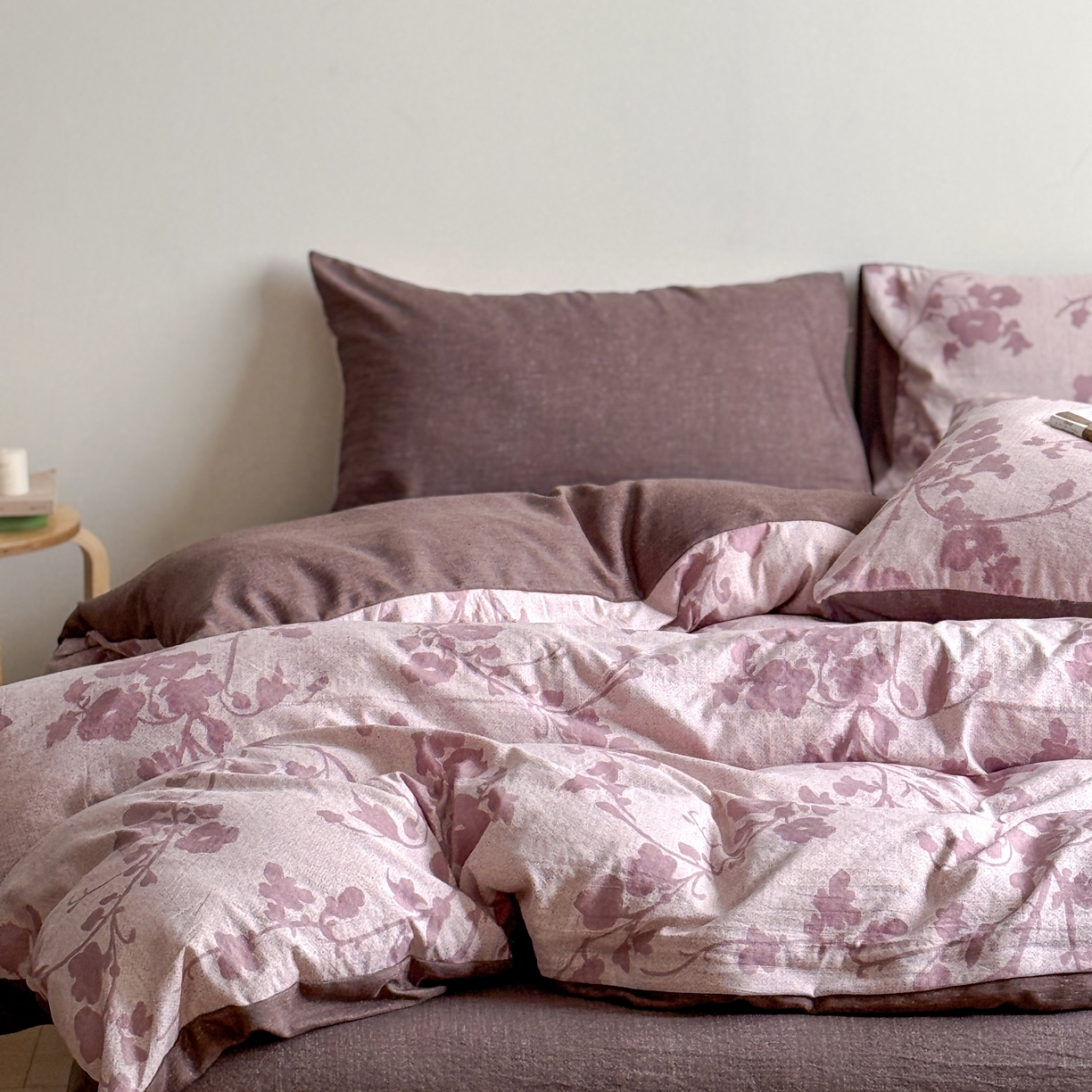 91家纺网 家纺一手货源 找家纺 优贝家纺 秋冬新品加厚高克重原麻复古水洗亚麻棉麻皱皱纱印花四件套 花颜