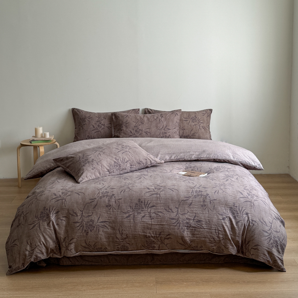 91家纺网 家纺一手货源 找家纺 优贝家纺 2025秋冬新品加厚高克重原麻复古水洗亚麻棉麻皱皱纱印花四件套 玉茗