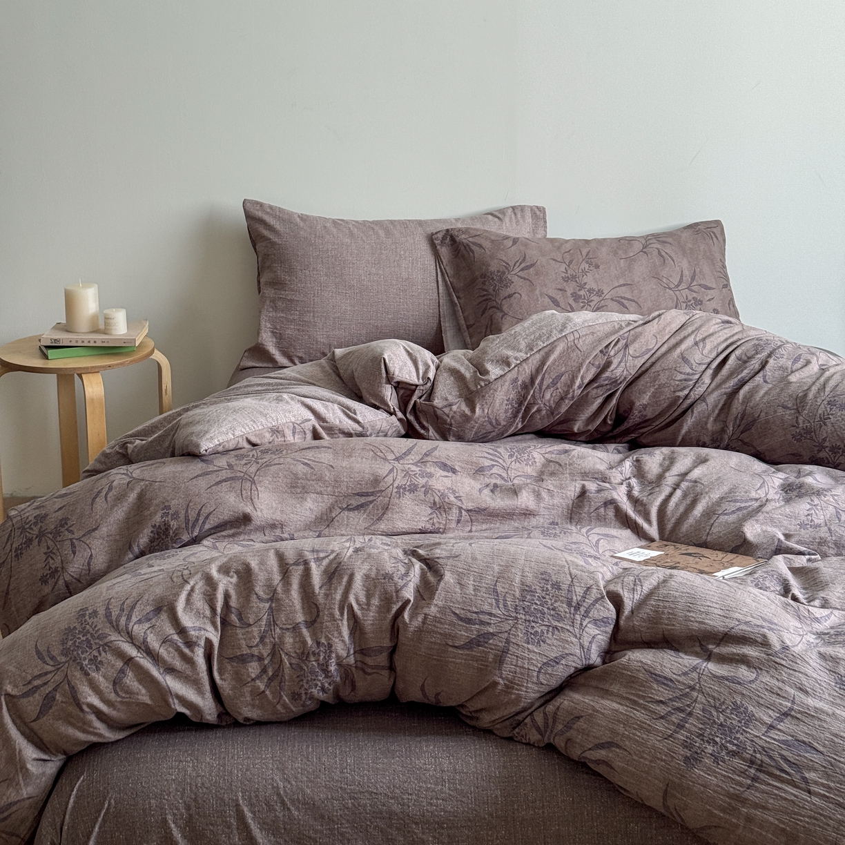 91家纺网 家纺一手货源 找家纺 优贝家纺 2025秋冬新品加厚高克重原麻复古水洗亚麻棉麻皱皱纱印花四件套 玉茗,玉茗